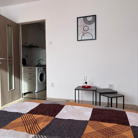 Apart Uta 2 Lägenhet Arad Exteriör bild