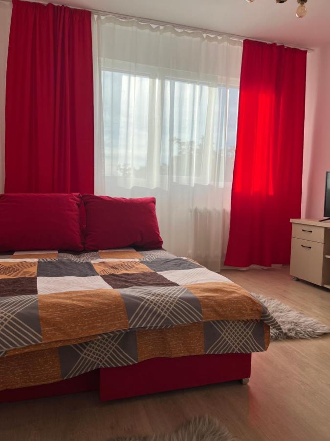 Apart Uta 2 Lägenhet Arad Exteriör bild